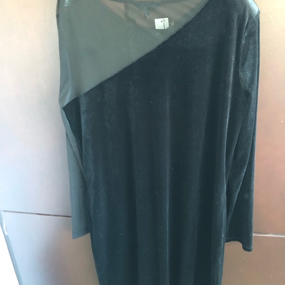 Reitmans NWT women’s black Velvet and mesh mini dress size XL - Picture 5 of 7